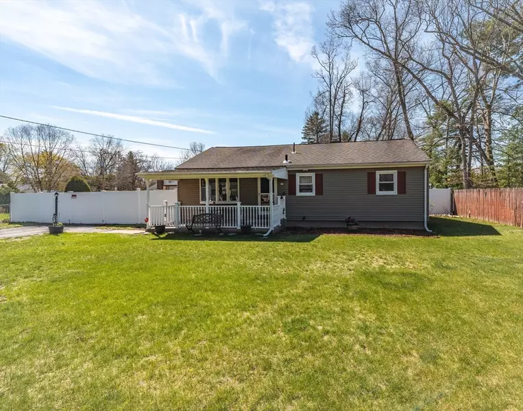 77 Jensen Cir, West Springfield, MA 01089