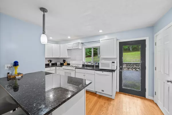 Pembroke, MA 02359,138 Pleasant St