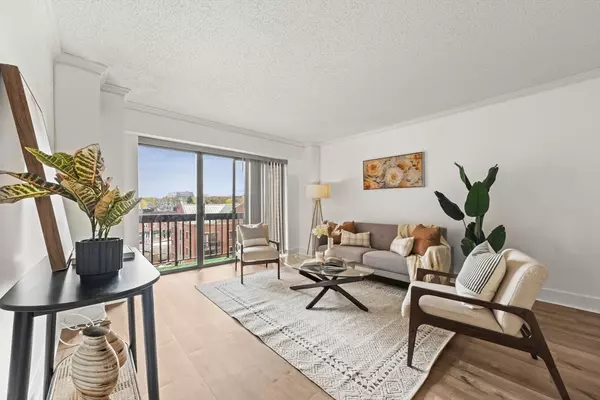 Boston, MA 02134,15 N Beacon St #606