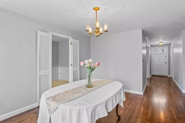 Westford, MA 01886,9 Beaver Dam Dr