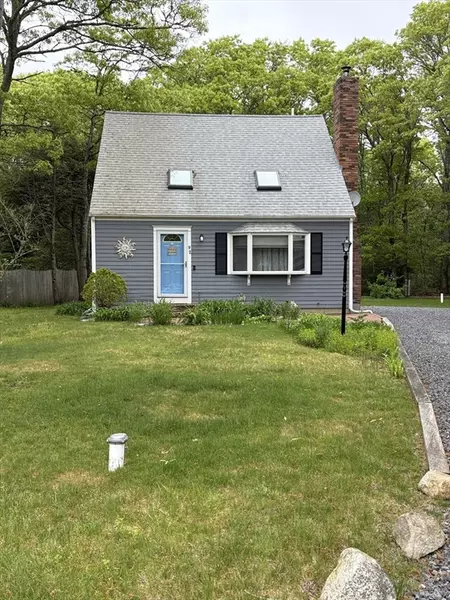 92 Santuit Pond Road, Mashpee, MA 02649