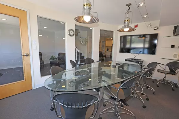 Westford, MA 01886,270 Littleton Rd #10