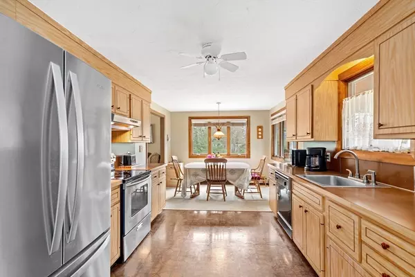 Plymouth, MA 02360,33 Sheridan Dr