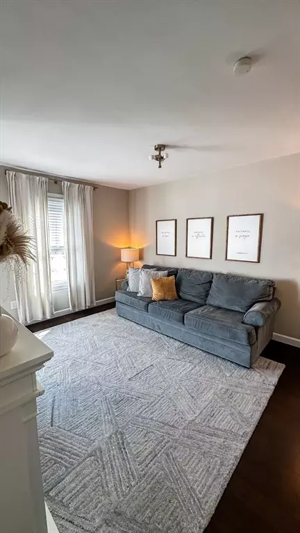 Clinton, MA 01510,55 Boynton St