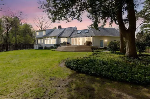 Easton, MA 02356,17 Whitmans Brook Drive