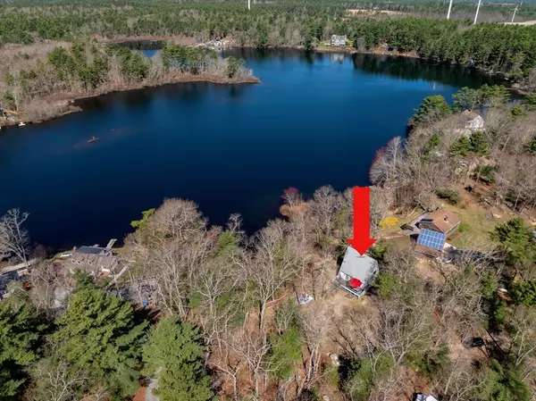 4 Smelt Pond Rd, Kingston, MA 02364