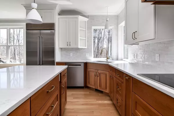Hopkinton, MA 01748,2 Emerald Drive