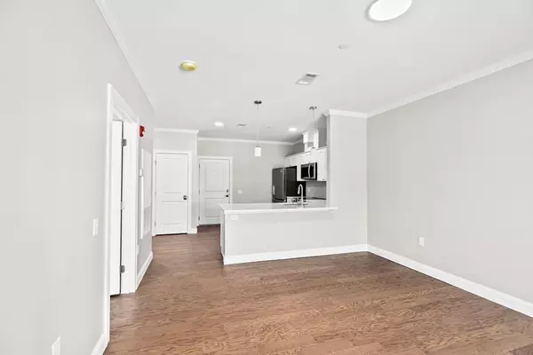 Milton, MA 02186,485 Blue Hills Parkway #20