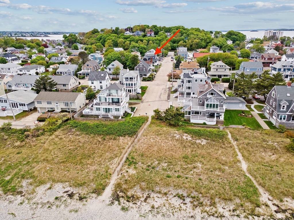 Hull, MA 02045,14 Lewis St