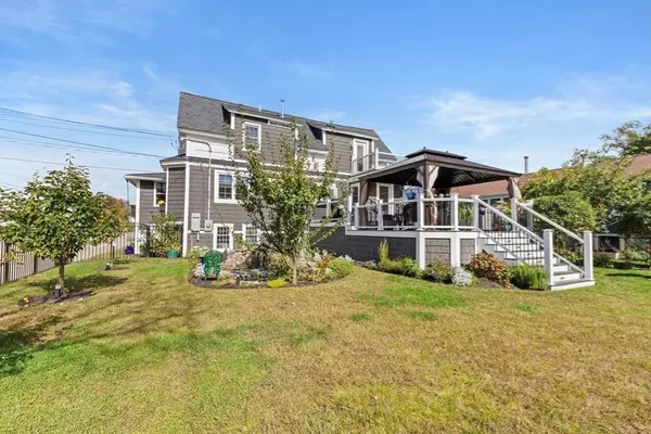 Hull, MA 02045,14 Lewis St