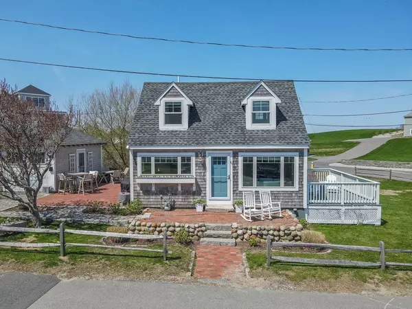 Hull, MA 02045,65 Holbrook Avenue