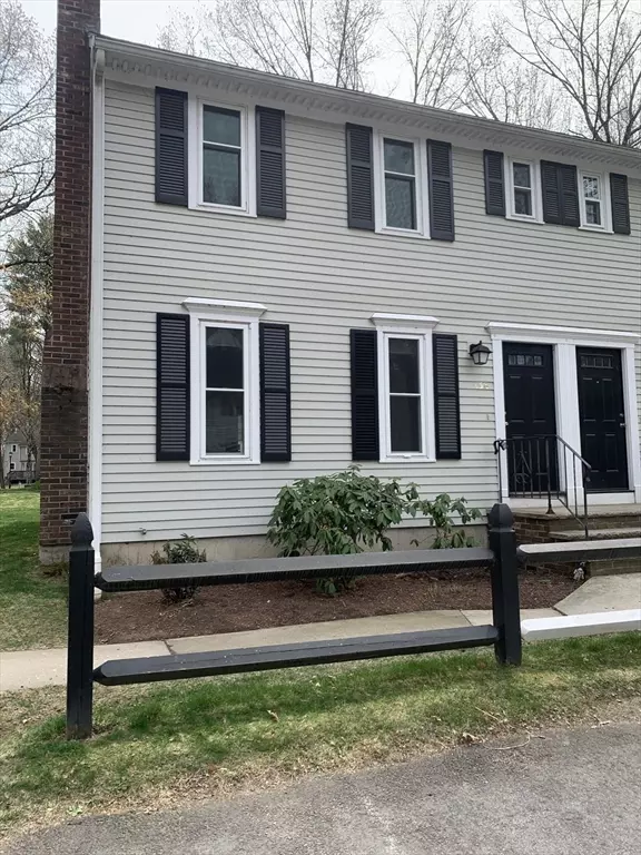 Chelmsford, MA 01863,136 Wellman Ave #136