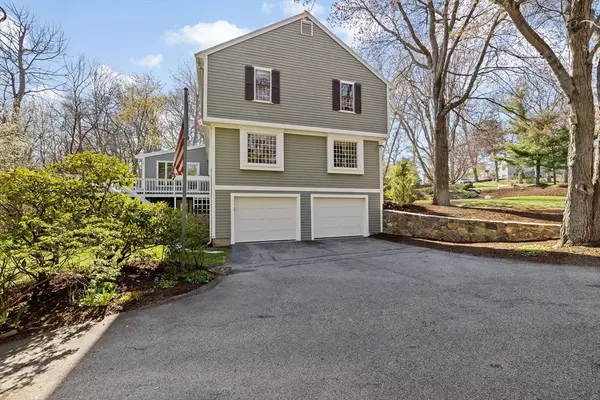 Cohasset, MA 02025,15 Old Coach Road