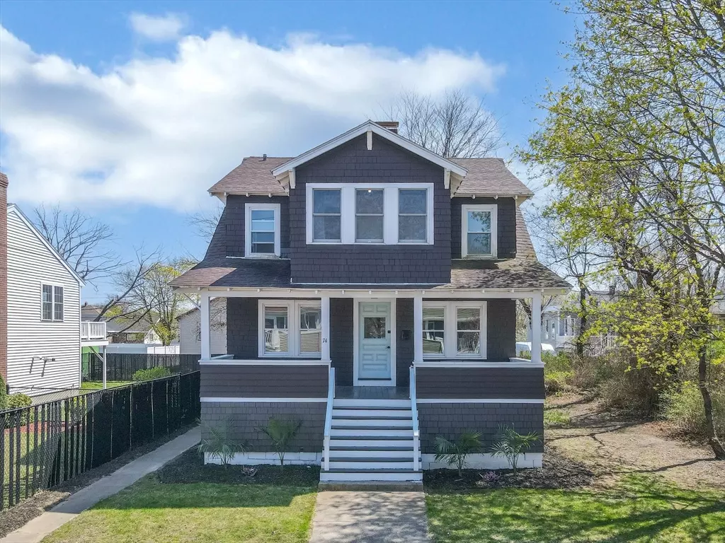 Hull, MA 02045,74 Kenberma Street