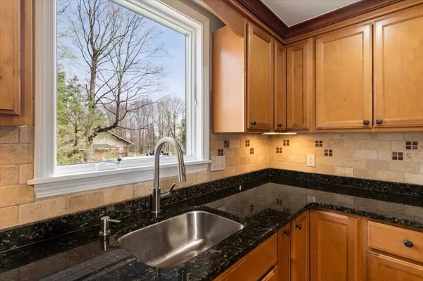 Westborough, MA 01581,9 Kay Street