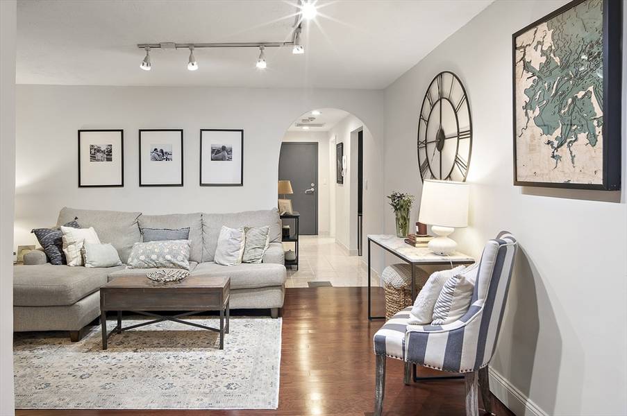 356-358 Main St #3, Boston, MA 02129