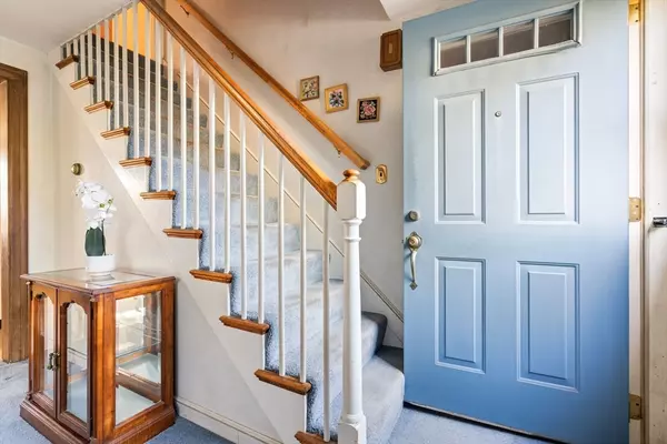 Arlington, MA 02474,323 Ridge St
