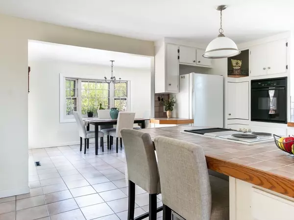 Nashua, NH 03062,32 Norwich Road