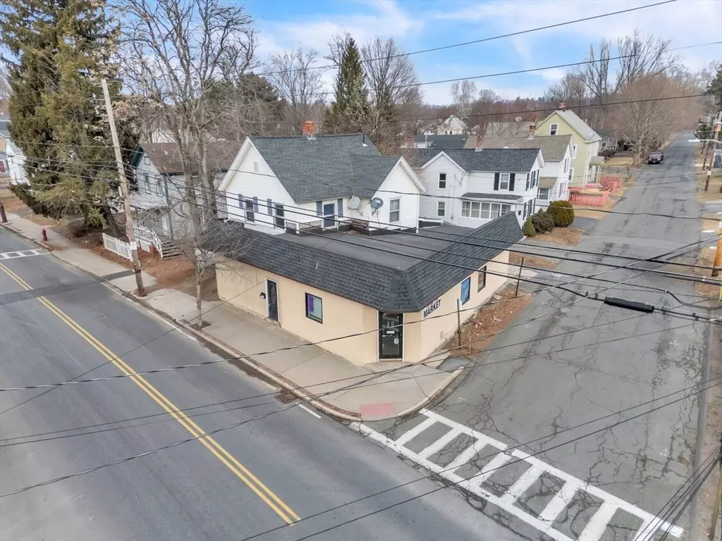 Westfield, MA 01085,94 Meadow St