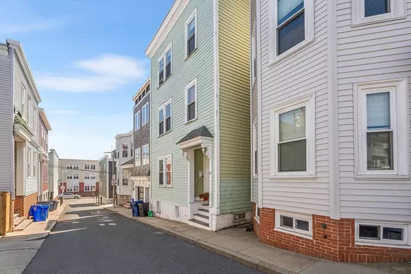 61 Story St #3, Boston, MA 02127