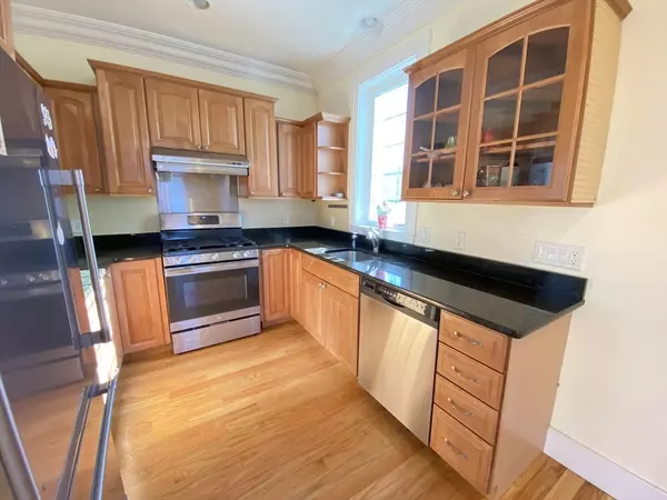 Cambridge, MA 02140,61 Cedar Street #U3