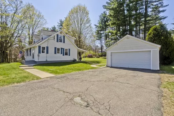 Ludlow, MA 01056,599 Alden St
