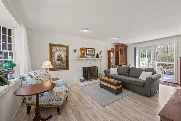 Yarmouth, MA 02675,5 Miriah Dr #5
