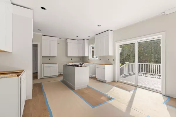 Easton, MA 02356,260 Massapoag Ave