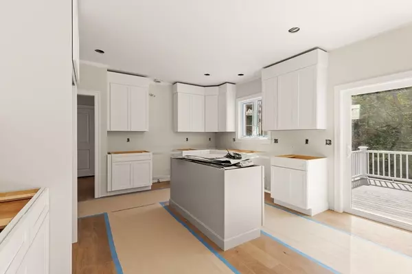 Easton, MA 02356,260 Massapoag Ave