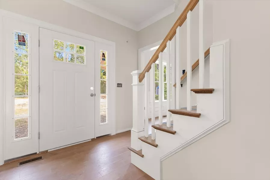 260 Massapoag Ave, Easton, MA 02356