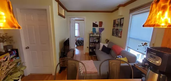 Cambridge, MA 02139,23 Andrew St #2