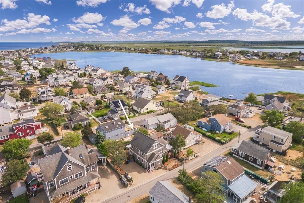 9 62nd St, Newburyport, MA 01950