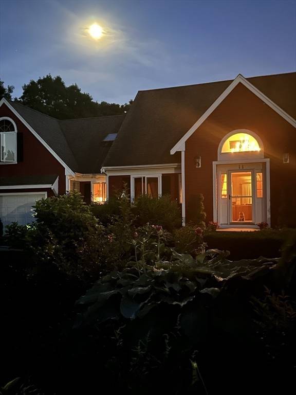 Mashpee, MA 02649,11 Polaris Dr
