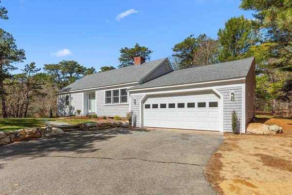 Orleans, MA 02653,30 Grannys Ln