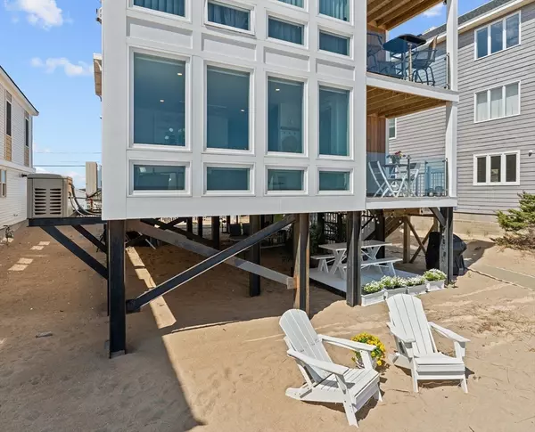 Salisbury, MA 01952,187 Unit 1 Atlantic Avenue #1