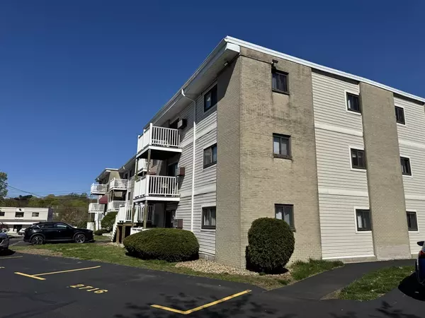 35 Hosmer St #18, Marlborough, MA 01752