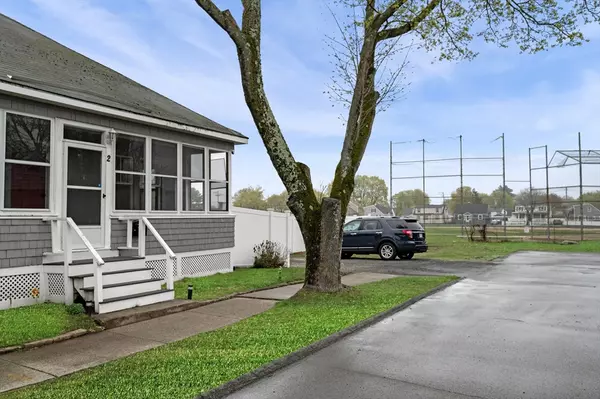 Peabody, MA 01960,2 Avon St