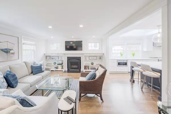 Cohasset, MA 02025,4 Evergreen Lane