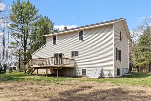 Templeton, MA 01436,2 Fern St