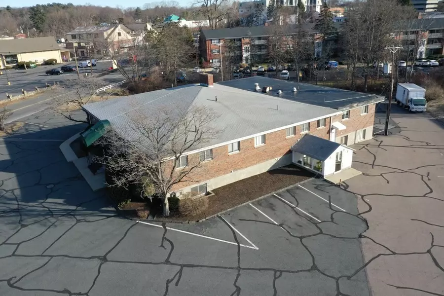 235 Walnut St, Framingham, MA 01702