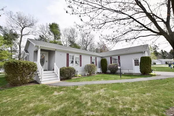Middleboro, MA 02346,2901 Simmons Road