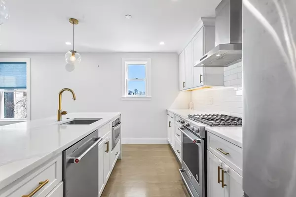 Boston, MA 02122,7 Saco St #3