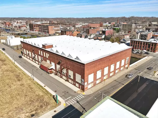 1 Bigelow St, Holyoke, MA 01040