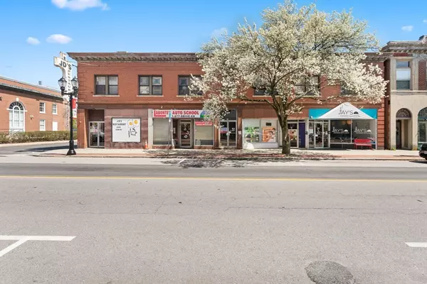 59 N Washington St, North Attleboro, MA 02760