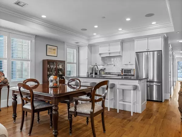 Boston, MA 02127,689 East Fourth Street #1