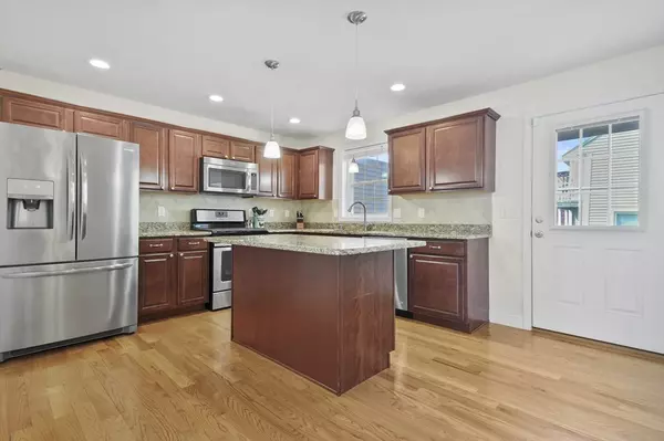Haverhill, MA 01830,36 School Street #36