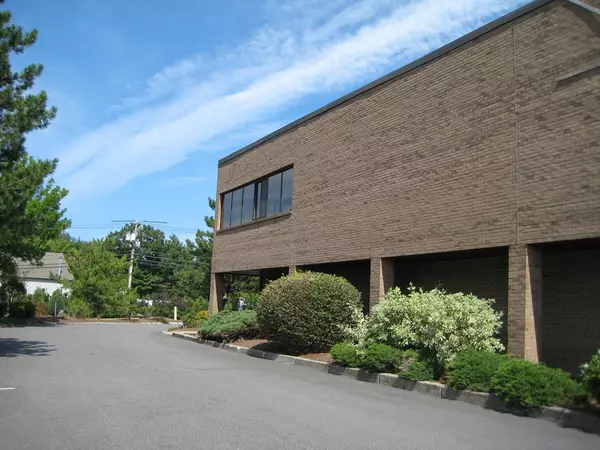 Pembroke, MA 02359,100 Corporate Park Drive