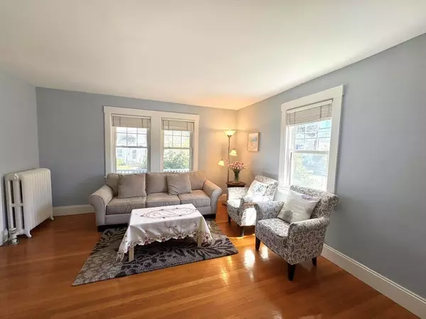 Wellesley, MA 02482,11 Sessions St
