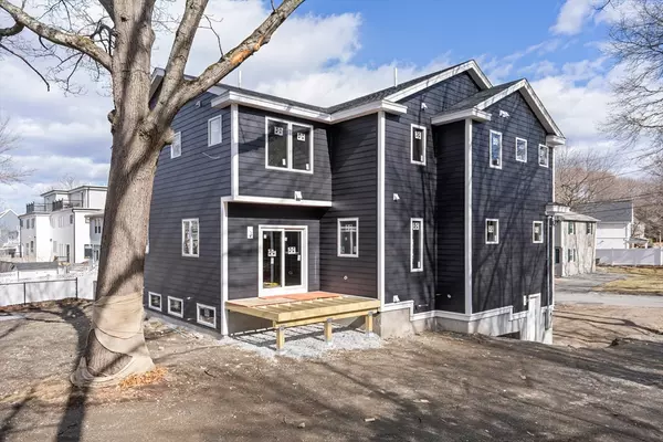 Arlington, MA 02476,75-77 Lancaster Road #77