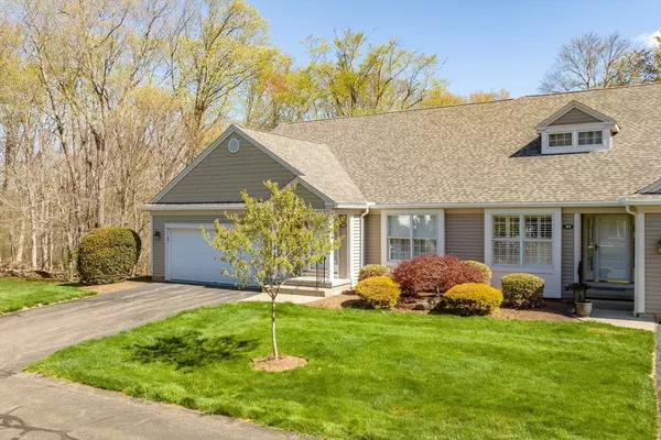 East Longmeadow, MA 01028,314 Pinehurst Dr. #314